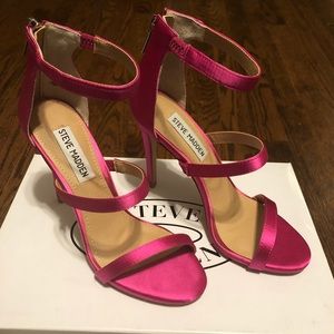 Steve Madden Women’s sandal